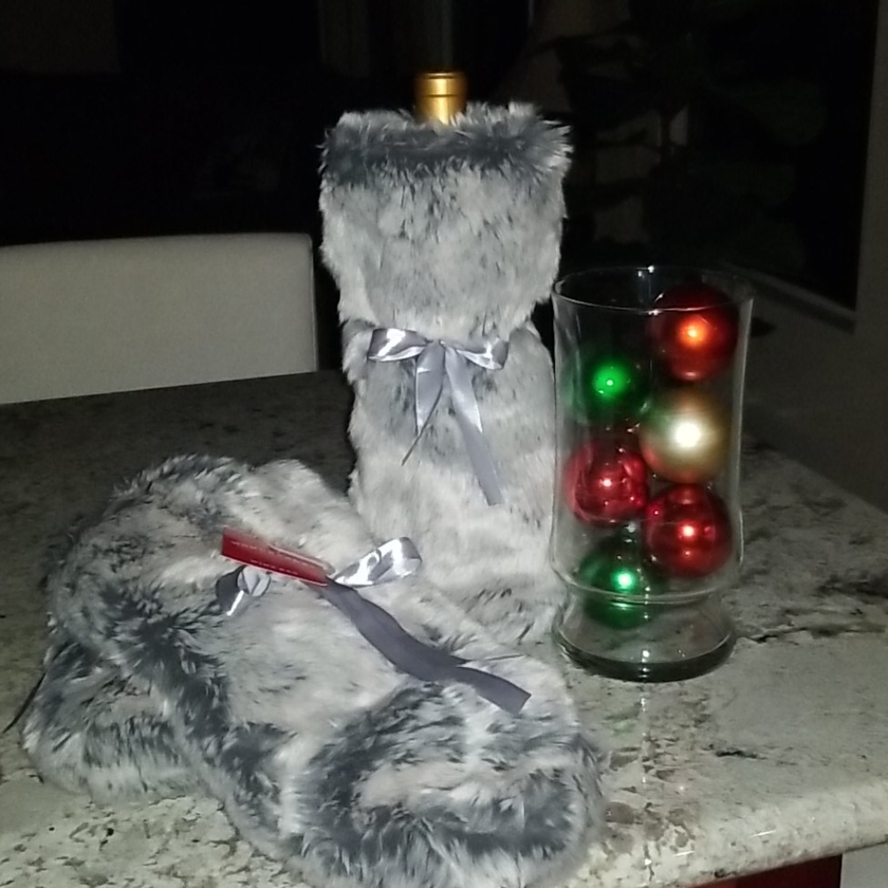 Fur Wine Bag